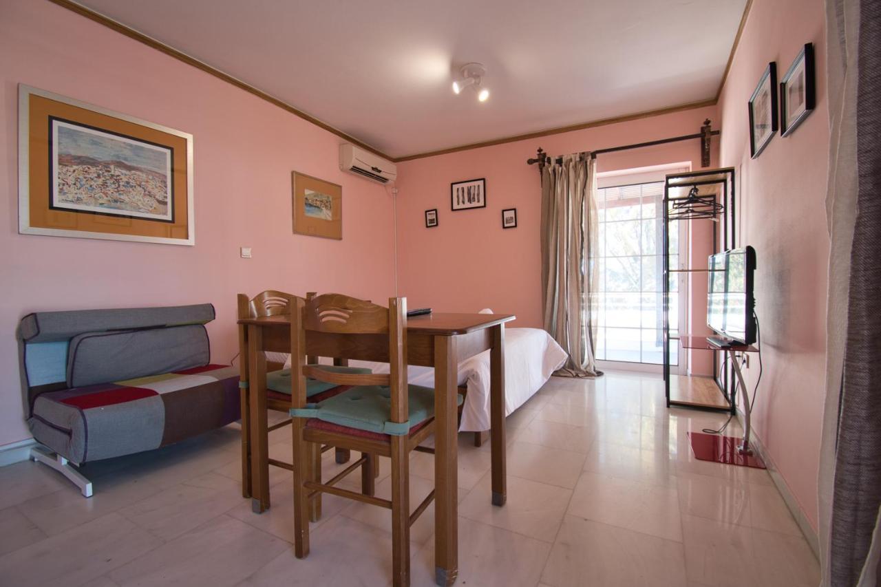 Ferienwohnung Tiny Studio Marousi Area Athen Exterior foto